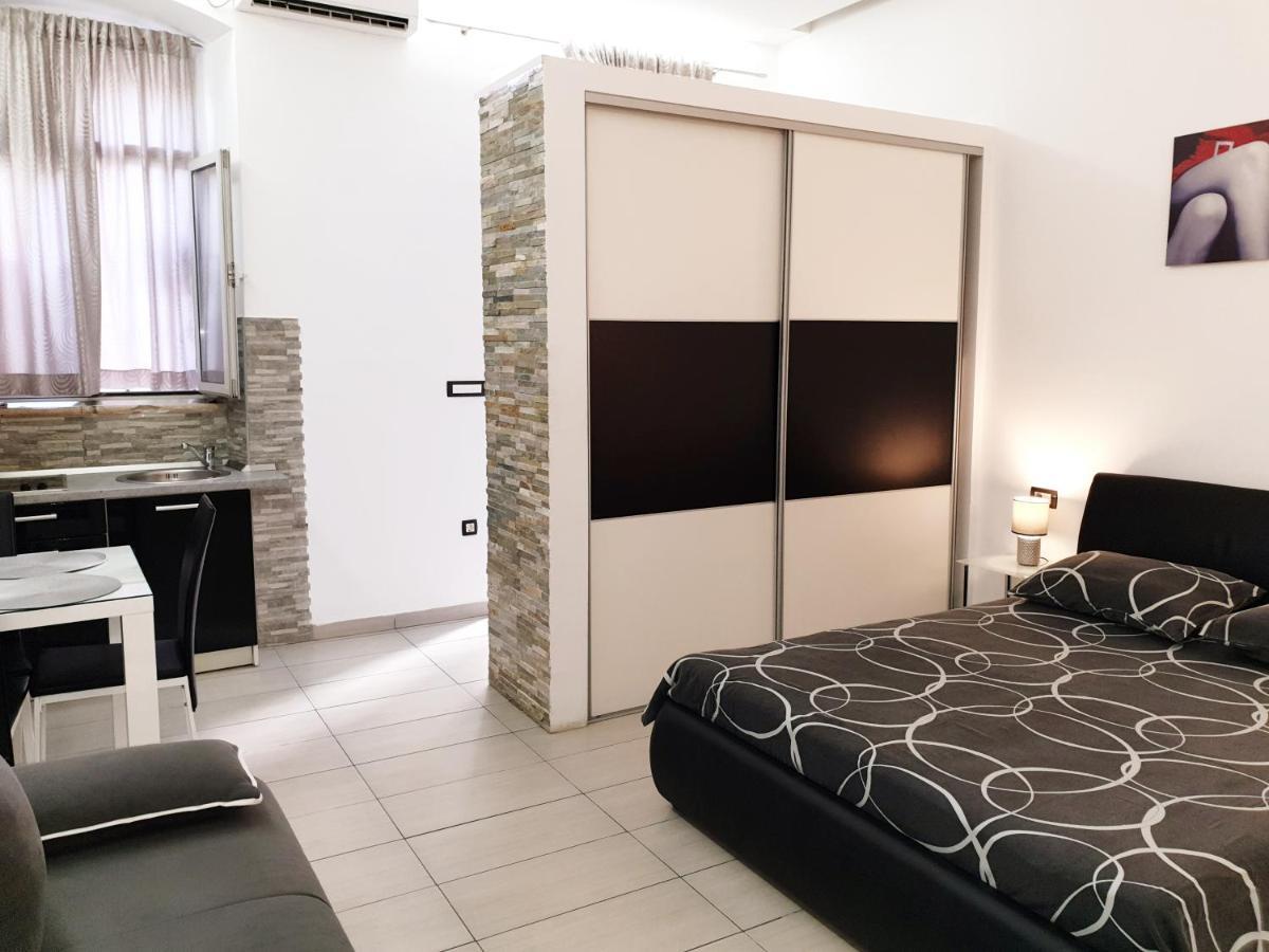 Apartments Centar City Split Bagian luar foto